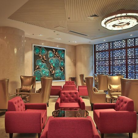 Swiss-Belhotel Blulane Manila Exteriör bild
