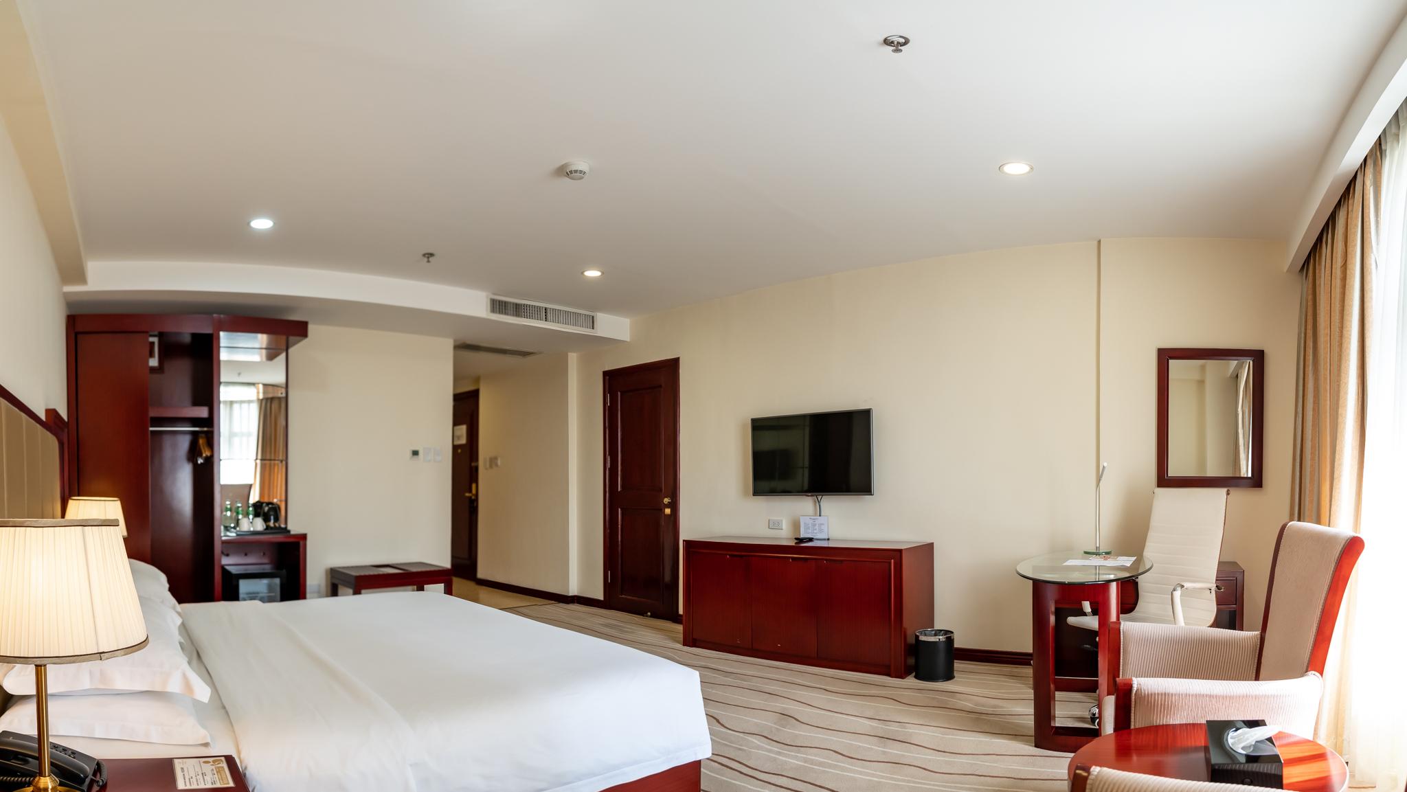 Swiss-Belhotel Blulane Manila Exteriör bild