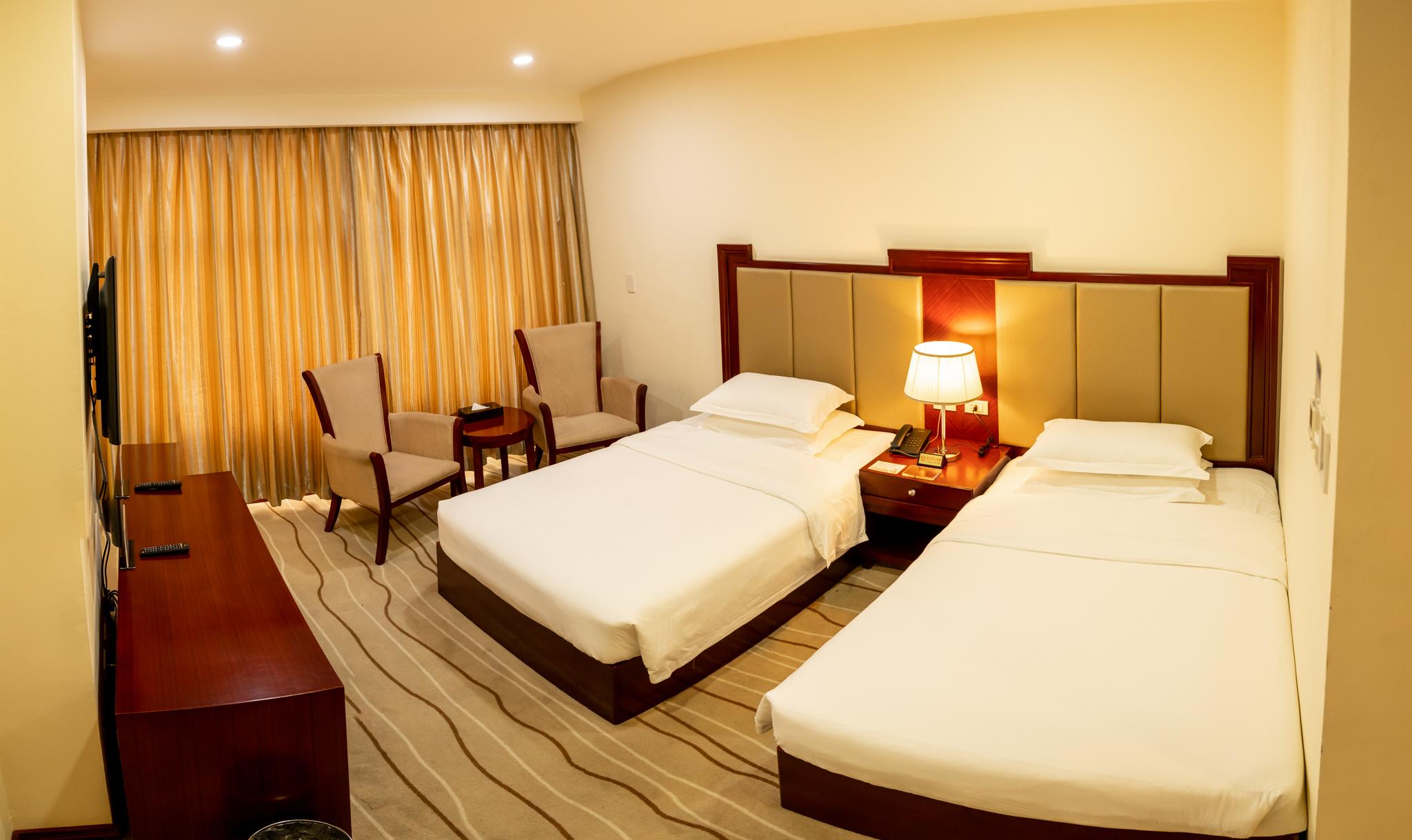 Swiss-Belhotel Blulane Manila Exteriör bild