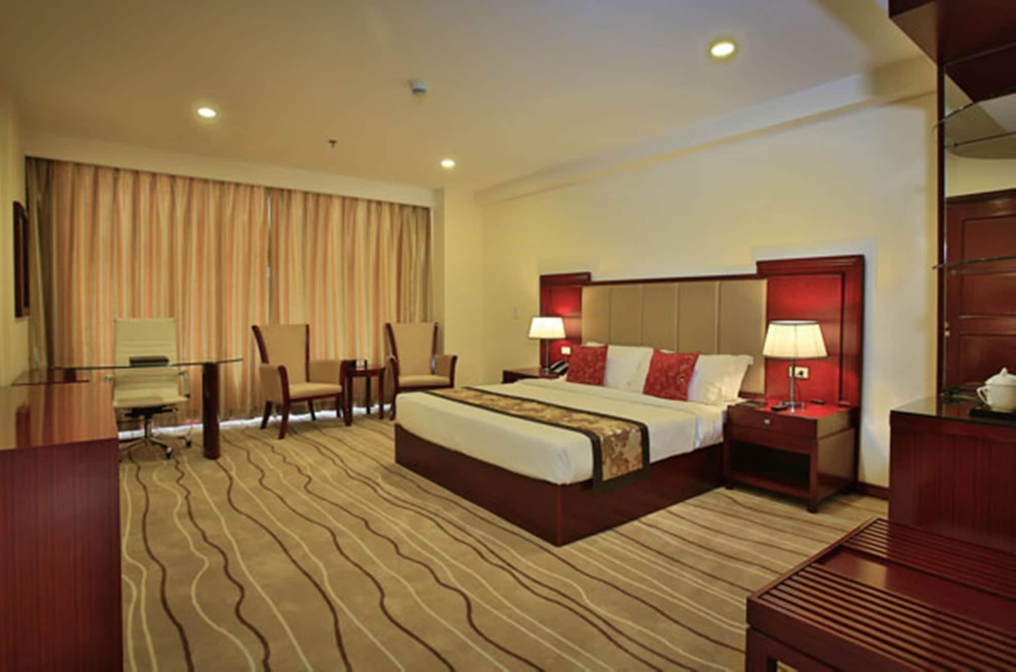 Swiss-Belhotel Blulane Manila Exteriör bild