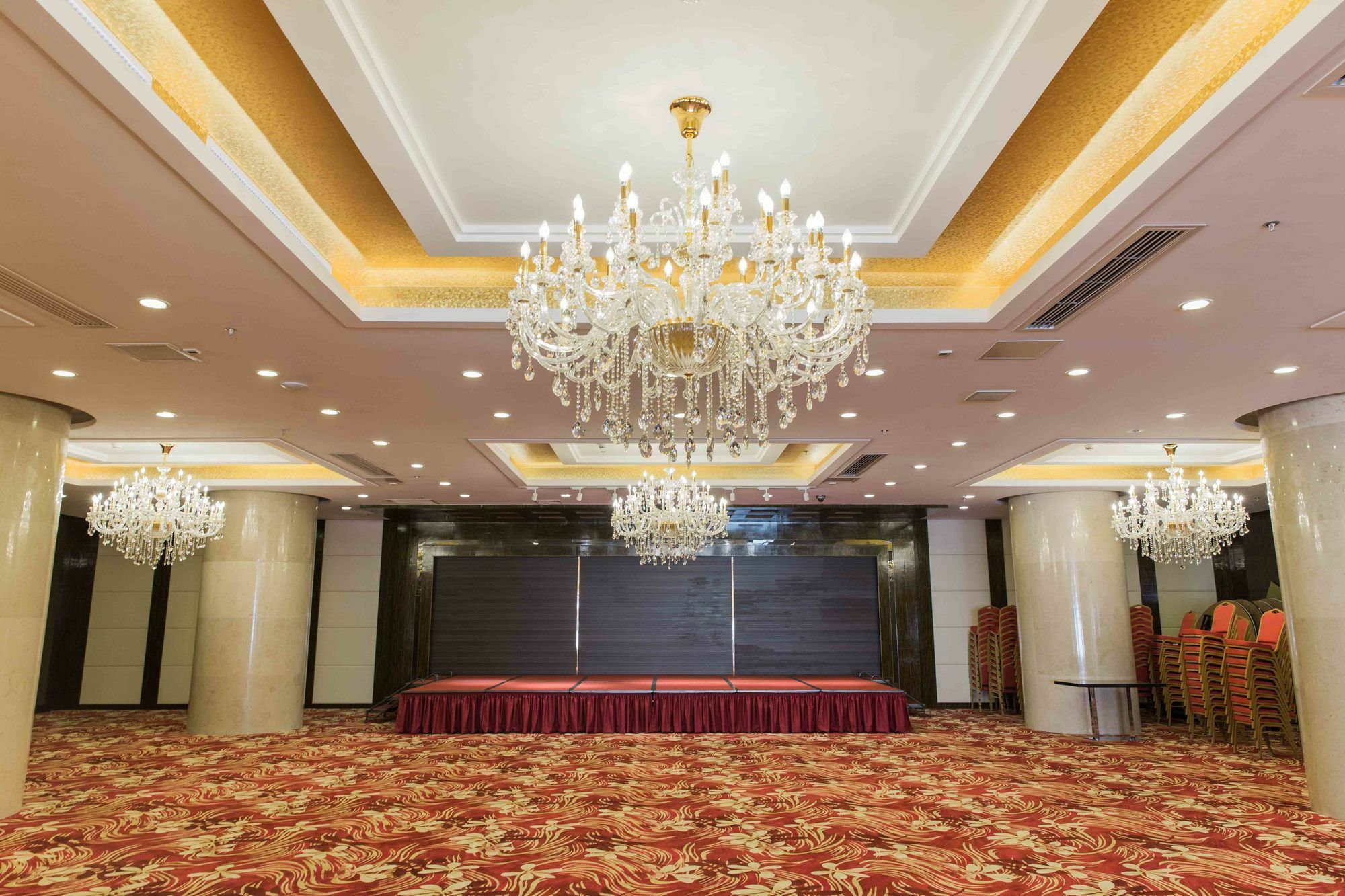 Swiss-Belhotel Blulane Manila Exteriör bild